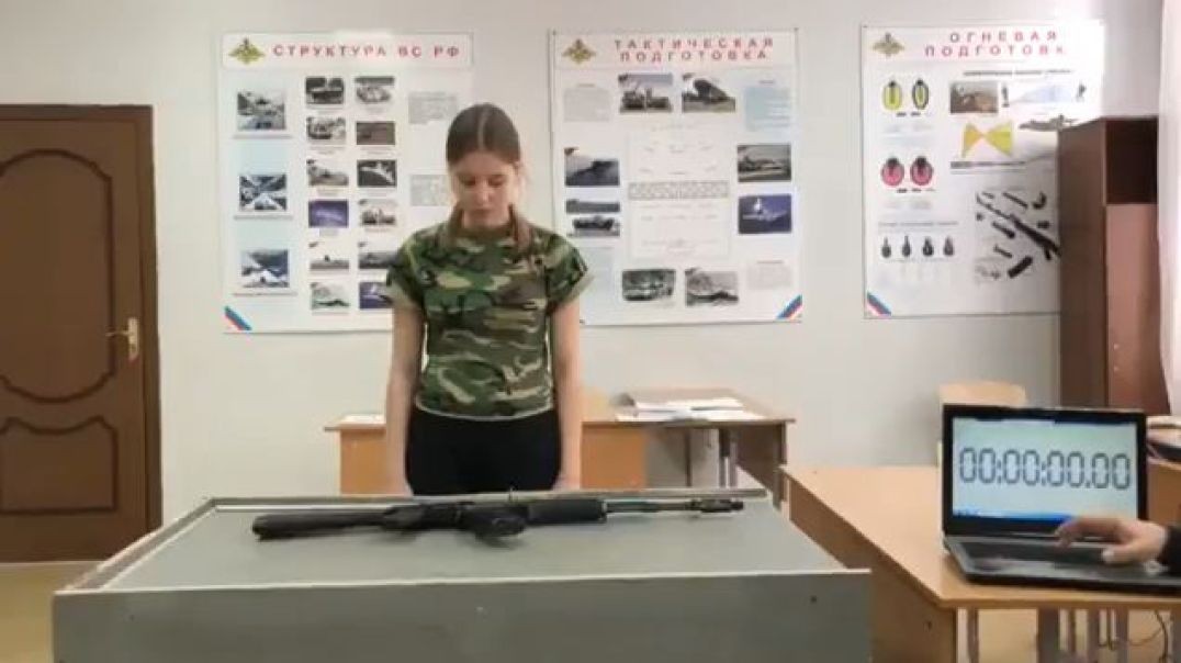 ⁣basic military training for schoolchildren in Russia